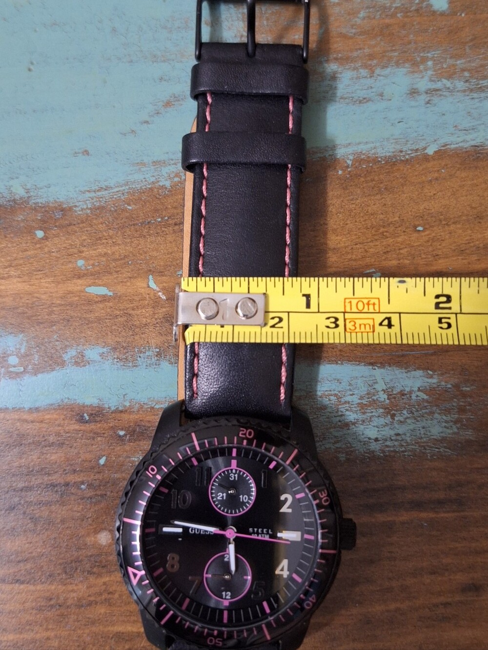 Guess Watch - Picture 5 of 11